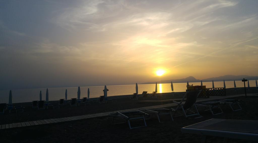 La Corte Delle Rose B&B Praia a Mare Exterior foto